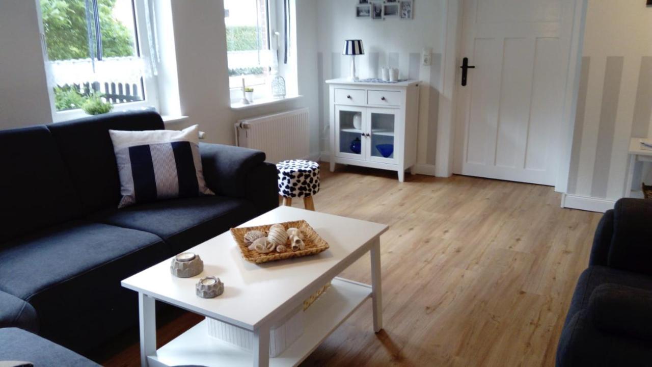 Ferienwohnung Alte Schmiede Schillig Exterior foto
